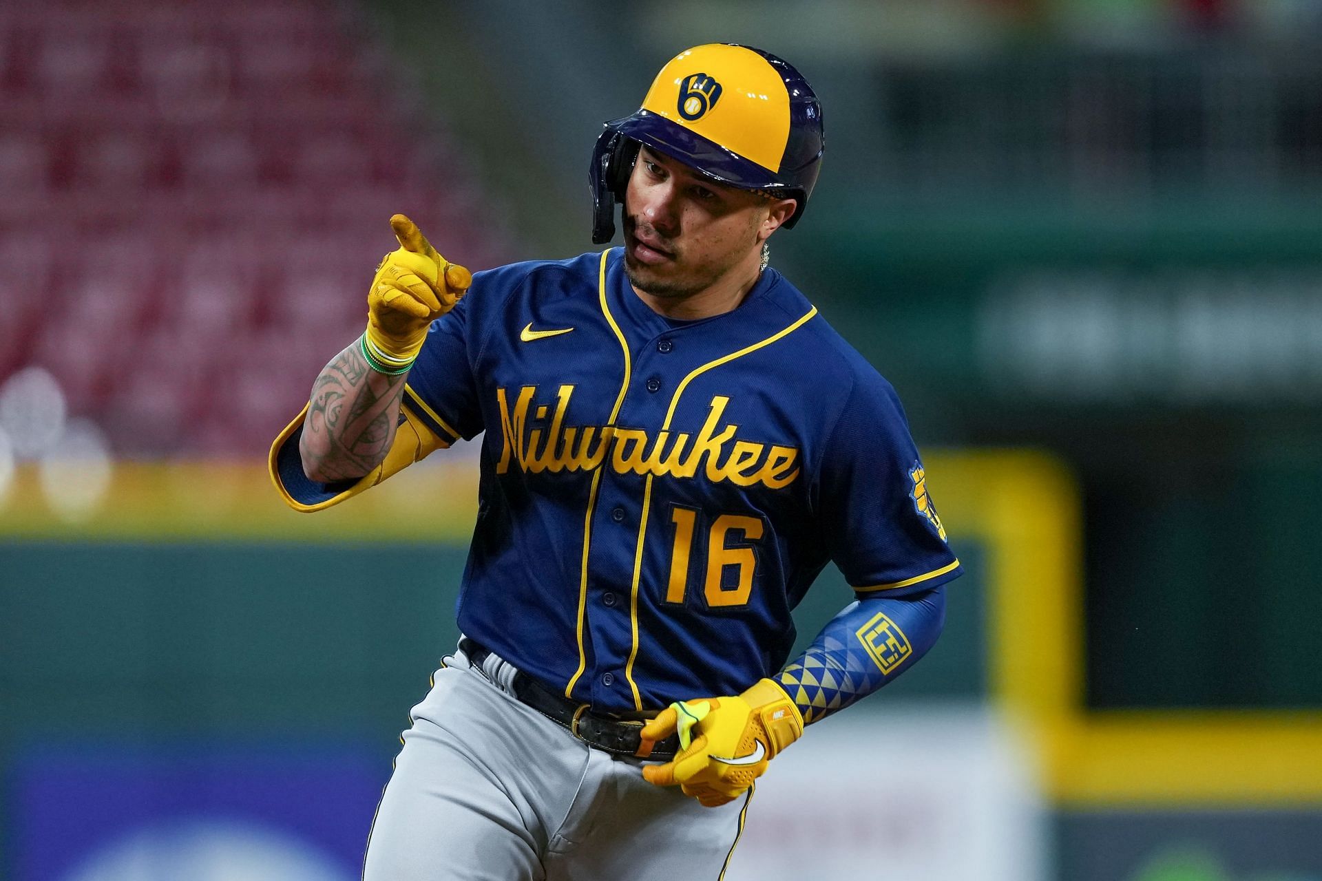 Kolten Wong in action for the Milwaukee Brewers. (Credits: Getty)